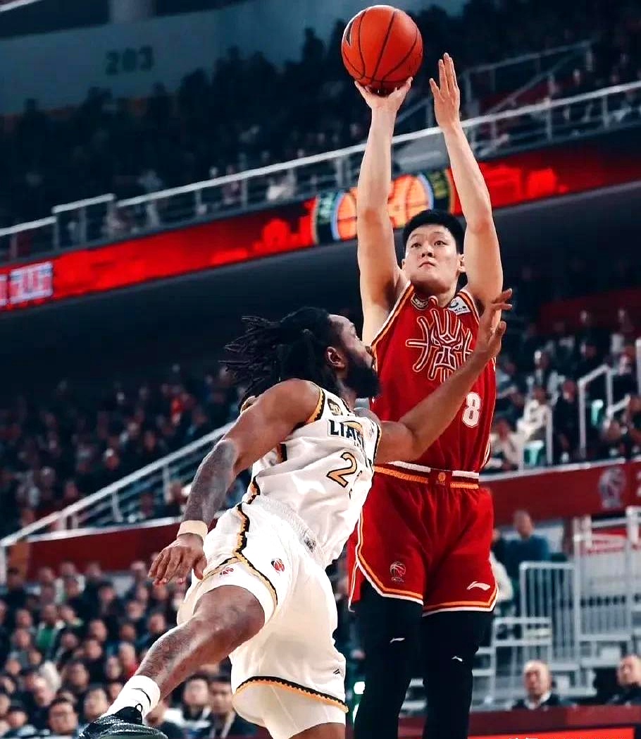包含清晨辽宁本钢主帅复盘——法甲节点到来今晚广东宏远备战NBA总决赛，AC米兰今晨调整名单瞬间刷屏的词条-爱游戏娱乐网址